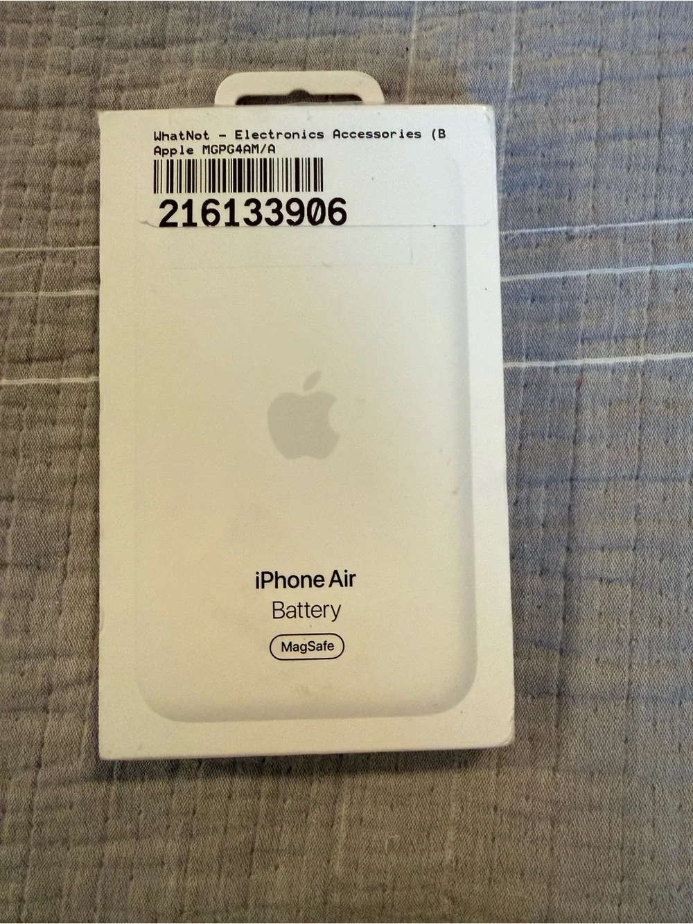 Apple iPhone Air MagSafe Battery Pack Charger - White